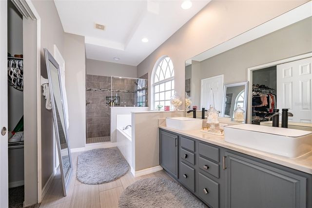 14697 HUNTCLIFF PARK WAY, Orlando, FL 32824