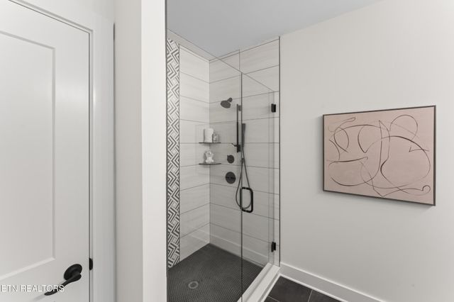 208 Mialaquo Circle, Loudon, TN 37774