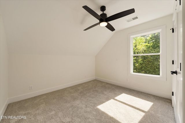 208 Mialaquo Circle, Loudon, TN 37774