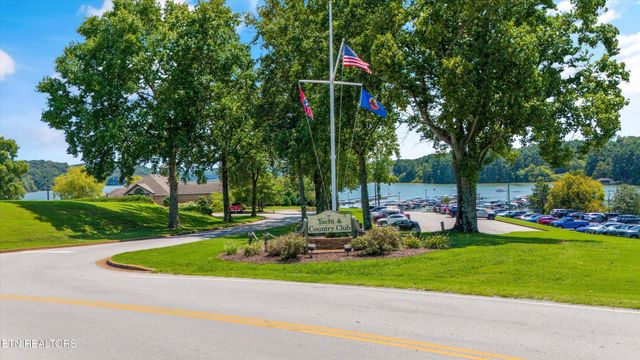 208 Mialaquo Circle, Loudon, TN 37774