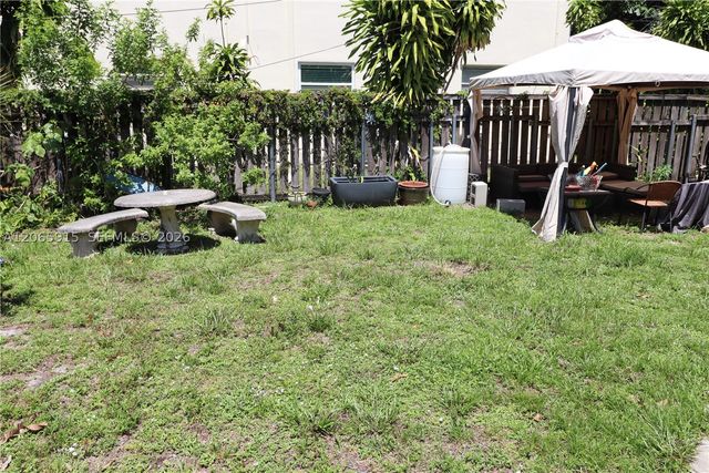 1341 NE 5th Ter 3, Fort Lauderdale, FL 33304