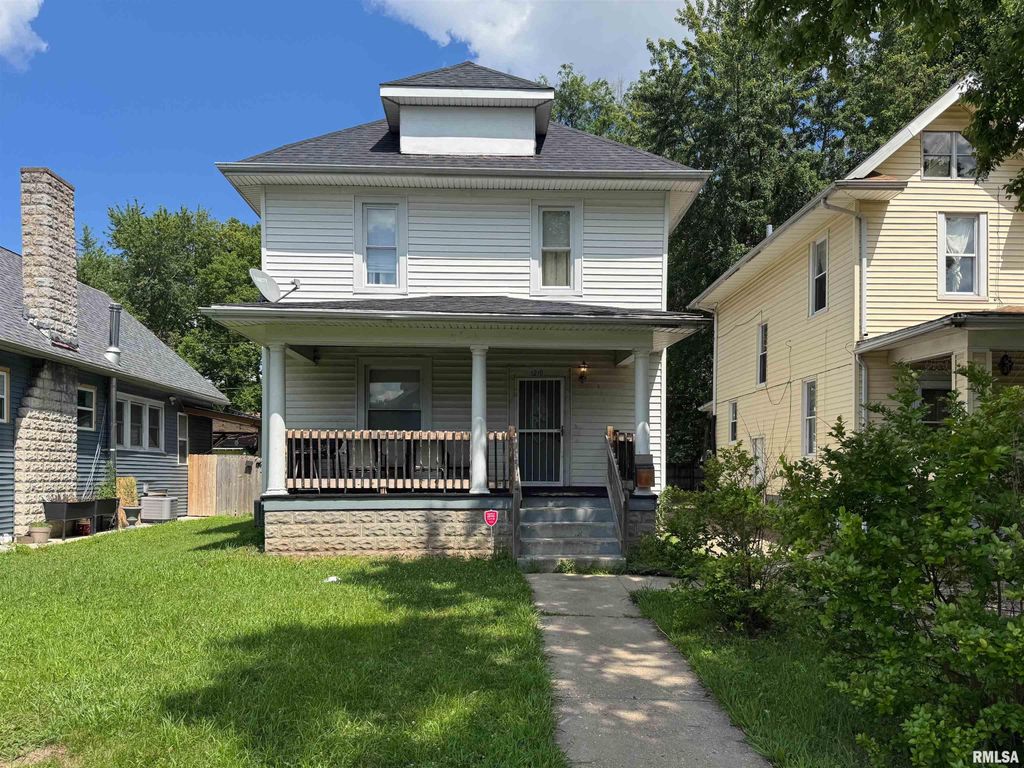 1210 N BOURLAND Avenue, Peoria, IL 61606