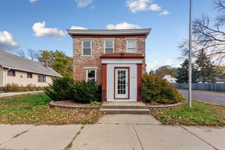 229 S 2nd Street, Le Sueur, MN 56058