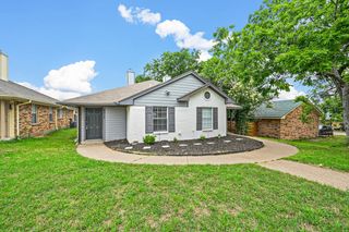 4919 Geddes Avenue, Fort Worth, TX 76107