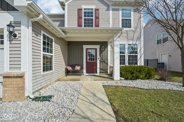 6660 Harvest Moon Lane, Whitestown, IN 46075