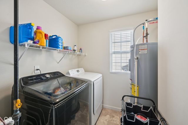 6660 Harvest Moon Lane, Whitestown, IN 46075