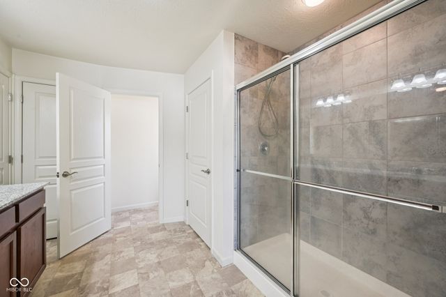 6660 Harvest Moon Lane, Whitestown, IN 46075