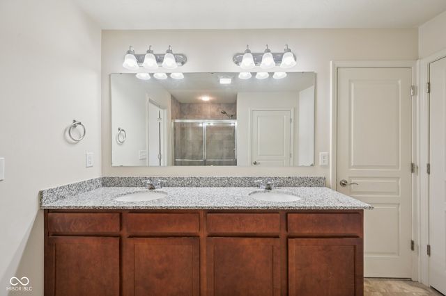 6660 Harvest Moon Lane, Whitestown, IN 46075