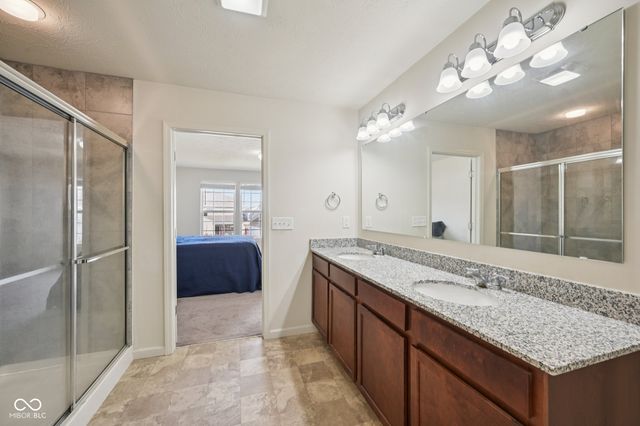 6660 Harvest Moon Lane, Whitestown, IN 46075