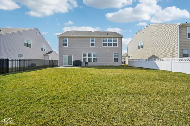 6660 Harvest Moon Lane, Whitestown, IN 46075