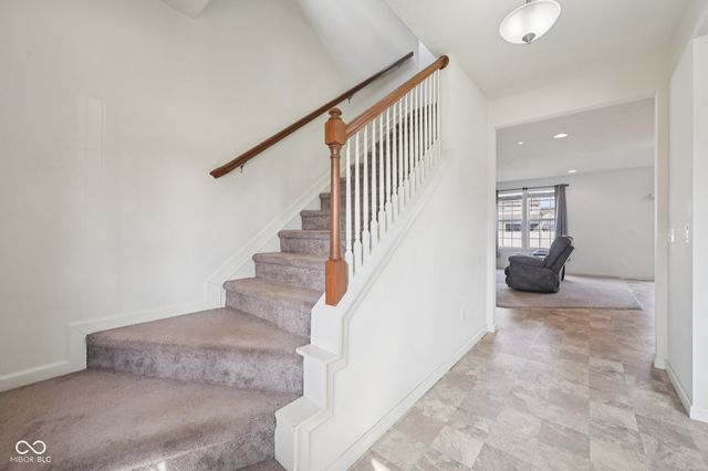 6660 Harvest Moon Lane, Whitestown, IN 46075