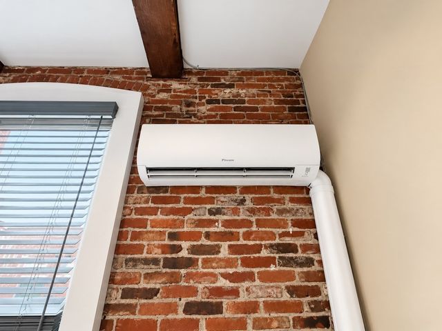 10 Kearney Sq 209, Lowell, MA 01852