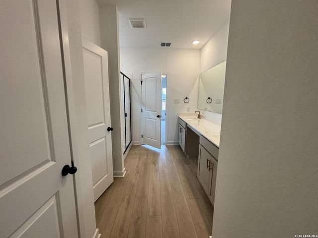 12840 Red Apple Rd., Schertz, TX 78154