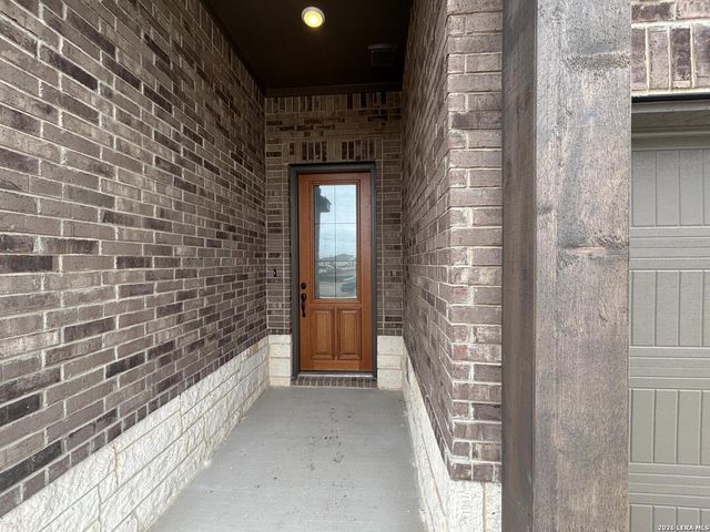 12840 Red Apple Rd., Schertz, TX 78154