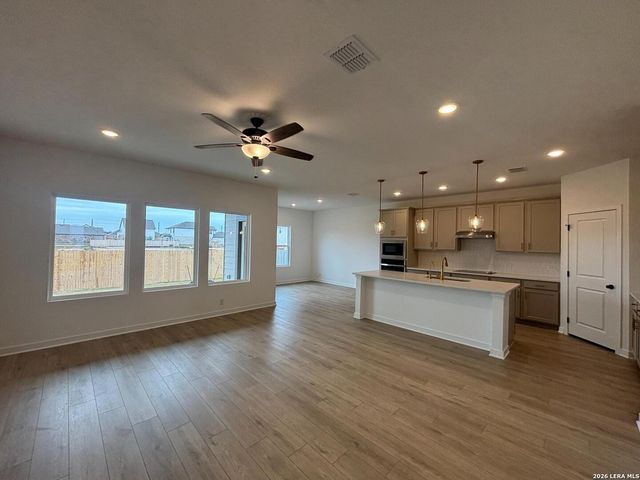 12840 Red Apple Rd., Schertz, TX 78154