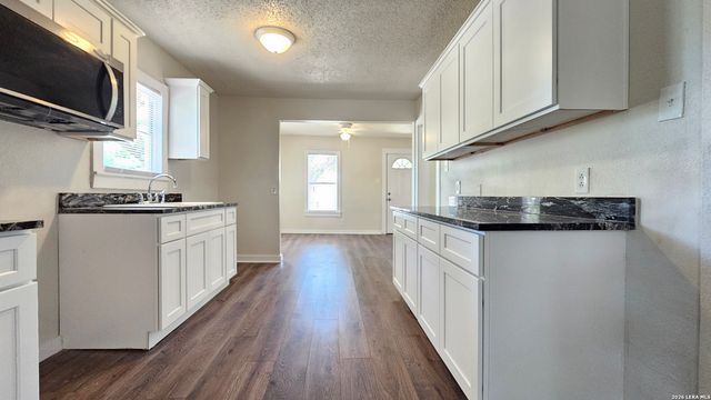 3506 W HOUSTON ST, San Antonio, TX 78207