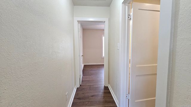 3506 W HOUSTON ST, San Antonio, TX 78207