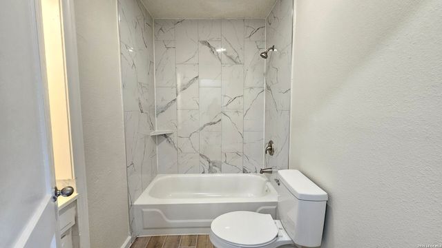 3506 W HOUSTON ST, San Antonio, TX 78207