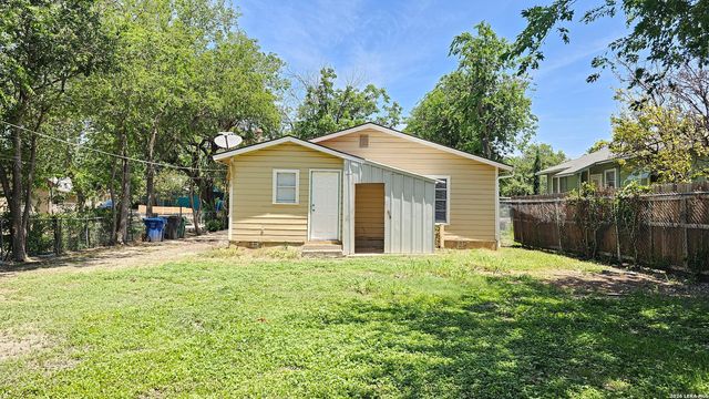 3506 W HOUSTON ST, San Antonio, TX 78207