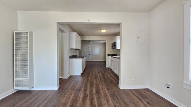 3506 W HOUSTON ST, San Antonio, TX 78207