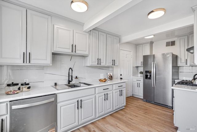 402 Tregaskis Ave, Vallejo, CA 94591