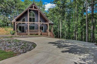 306 Feather Falls Trail, Black Mountain, NC 28711