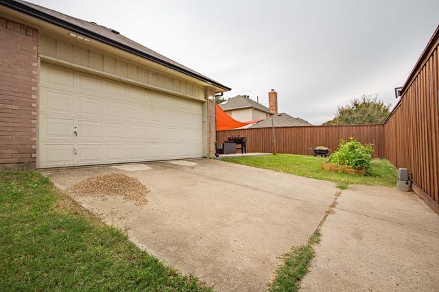 1817 Walters Drive, Plano, TX 75023