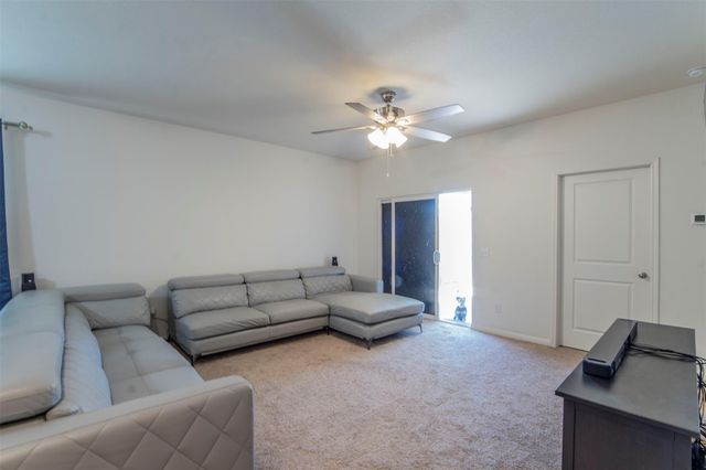 298 Shiro DR, Kyle, TX 78640