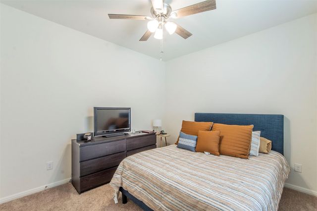 298 Shiro DR, Kyle, TX 78640
