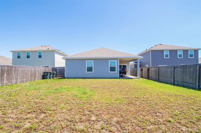 298 Shiro DR, Kyle, TX 78640