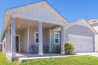 298 Shiro DR, Kyle, TX 78640