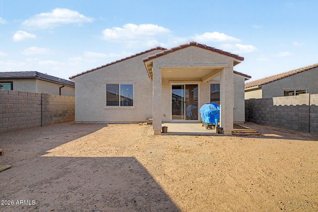 18261 W Poston Drive, Surprise, AZ 85387