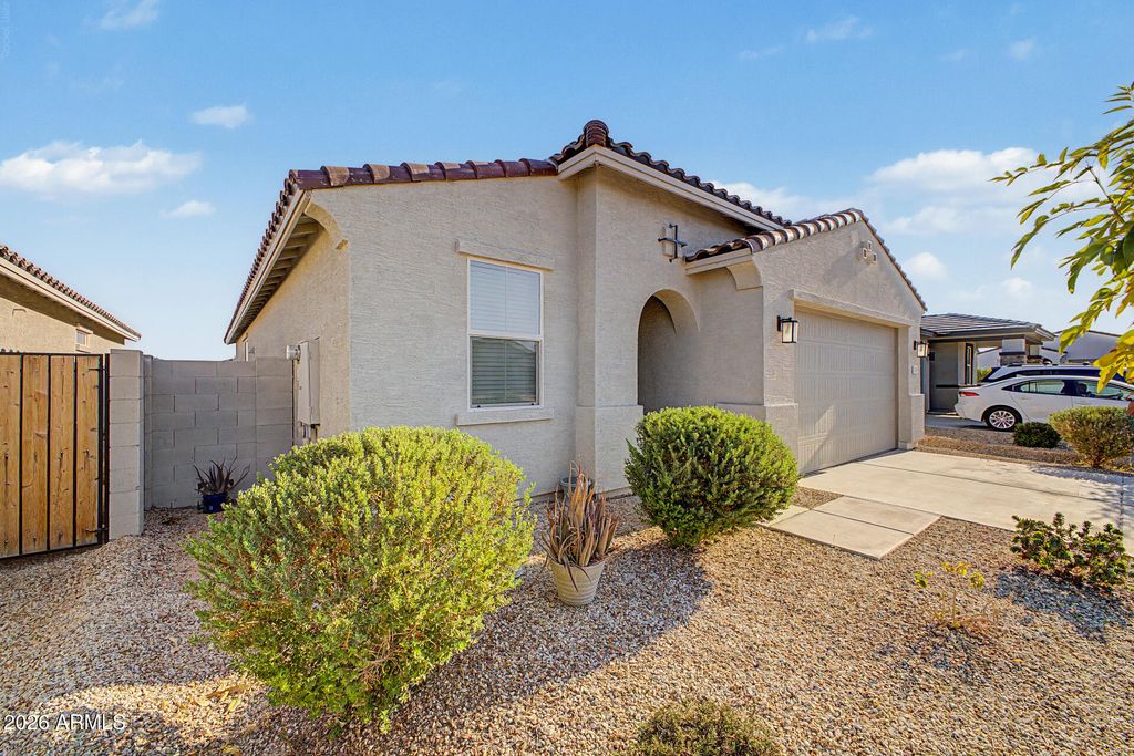18261 W Poston Drive, Surprise, AZ 85387 — photo 2