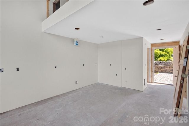 2199 Castle Peak Mountain, Connelly Springs, NC 28612
