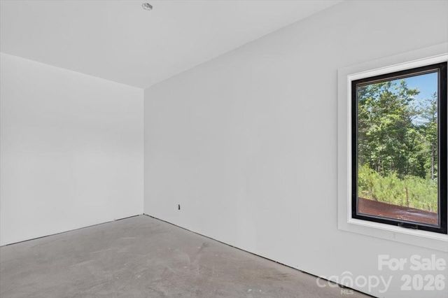 2199 Castle Peak Mountain, Connelly Springs, NC 28612