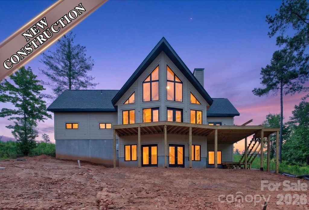 2199 Castle Peak Mountain, Connelly Springs, NC 28612