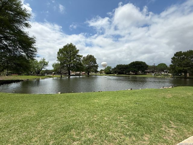 6310 Spindrift, Windcrest, TX 78239