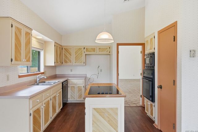 6310 Spindrift, Windcrest, TX 78239