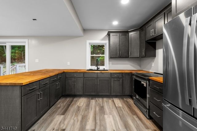 557 Burnt Meadow Rd, West Milford Twp., NJ 07421