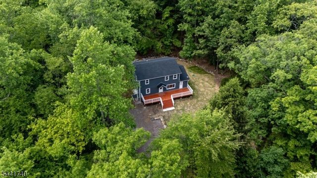557 Burnt Meadow Rd, West Milford Twp., NJ 07421