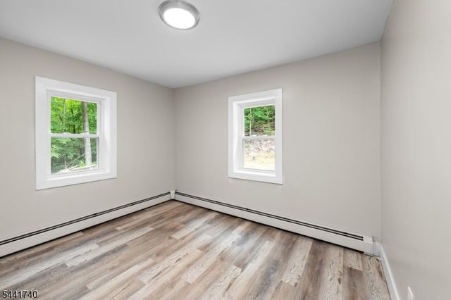 557 Burnt Meadow Rd, West Milford Twp., NJ 07421
