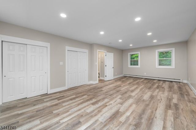 557 Burnt Meadow Rd, West Milford Twp., NJ 07421