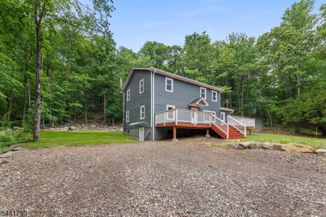 557 Burnt Meadow Rd, West Milford Twp., NJ 07421