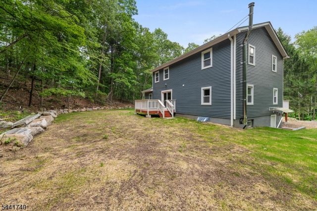 557 Burnt Meadow Rd, West Milford Twp., NJ 07421