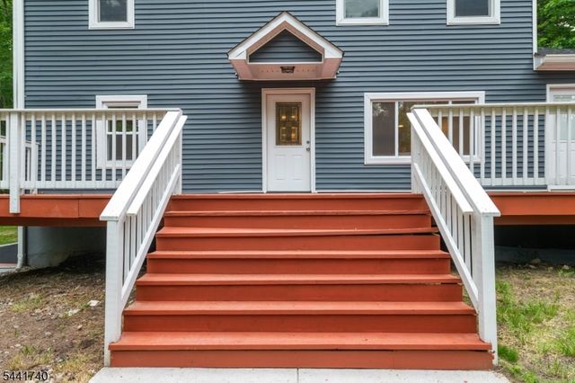557 Burnt Meadow Rd, West Milford Twp., NJ 07421