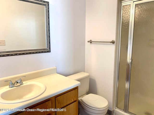 14 Delikat Lane, Sayreville, NJ 08872
