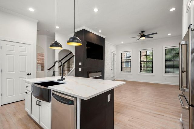 11 History Row, The Woodlands, TX 77380