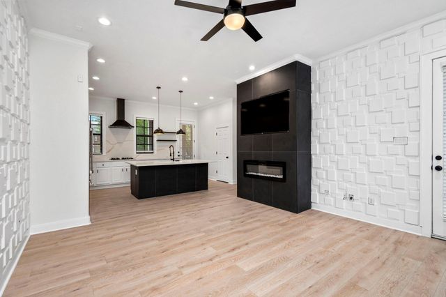 11 History Row, The Woodlands, TX 77380