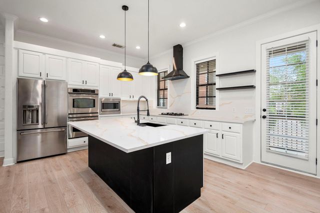 11 History Row, The Woodlands, TX 77380