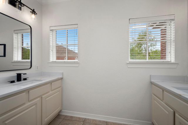 11 History Row, The Woodlands, TX 77380